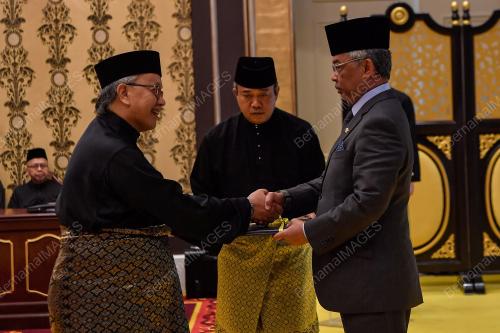 AL-SULTAN ABDULLAH RI'AYATUDDIN AL-MUSTAFA BILLAH SHAH