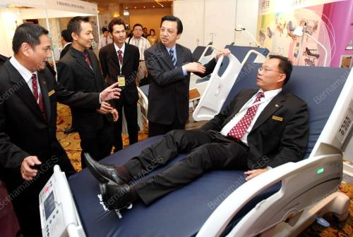 LIOW TIONG LAI