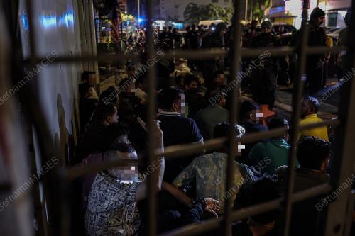 JABATAN IMIGRESEN MALAYSIA