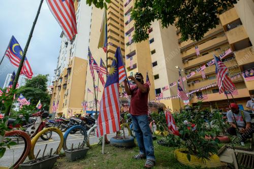 KEMPEN KIBAR JALUR GEMILANG