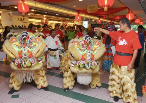 KL12_26012011_TARIAN_SINGA