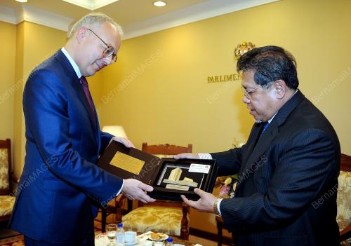 KL12_26032014_PARLIMEN