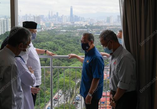 TAN SRI MUHYIDDIN YASSIN