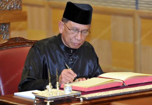 KL12_26042013_PARLIMEN