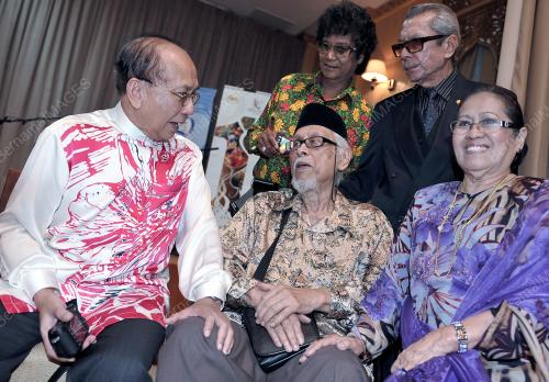 DATUK SERI DR RAIS YATIM