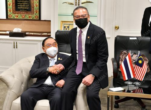 DATUK SERI HISHAMMUDDIN TUN HUSSEIN