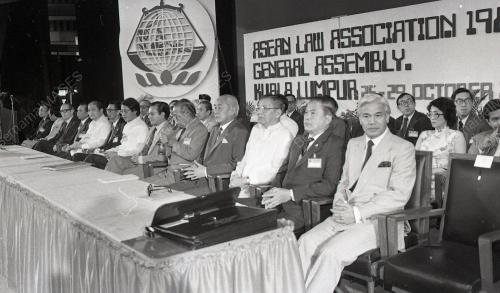 KL12_261082_PM_ASEAN_LAW