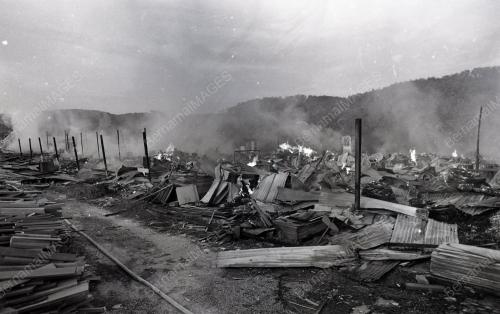 KILANG TERBAKAR