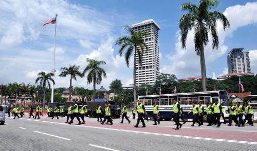 KL12_27042012_POLIS
