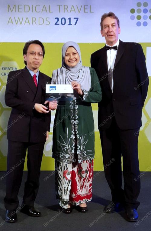 KL12_27042017_AWARD