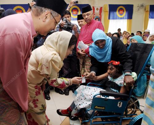 ROSMAH MANSOR