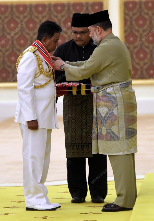 KL12_27112017_AGONG