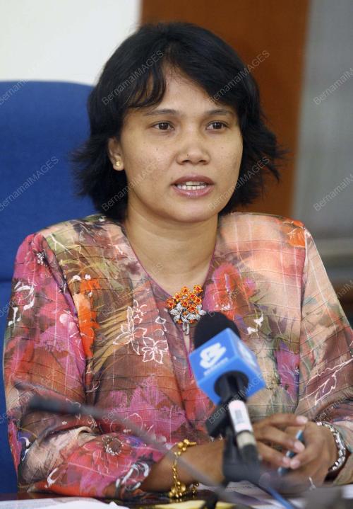KL12_28022011_PUSAT_SAINS