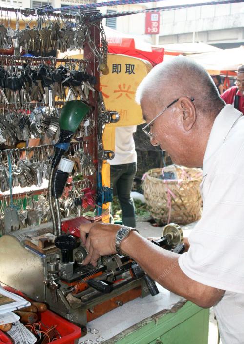 CHONG KEI