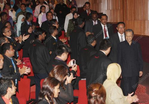 TUN DR MAHATHIR MOHAMAD