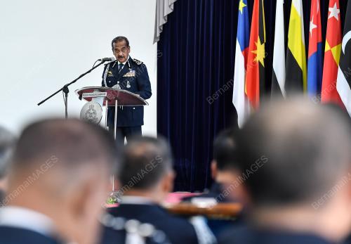 TAN SRI RAZARUDIN HUSAIN