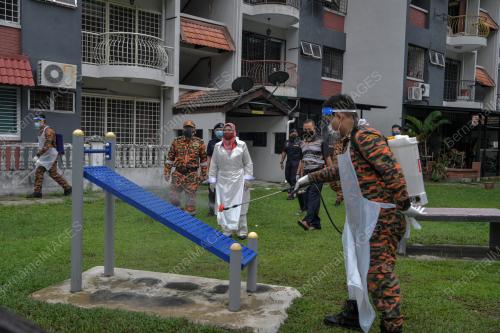DATUK ZURAIDA KAMARUDDIN