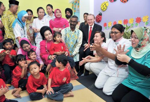 DATIN SERI ROSMAH MANSOR