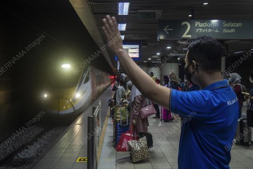 TINJAUAN DI KTMB KL SENTRAL