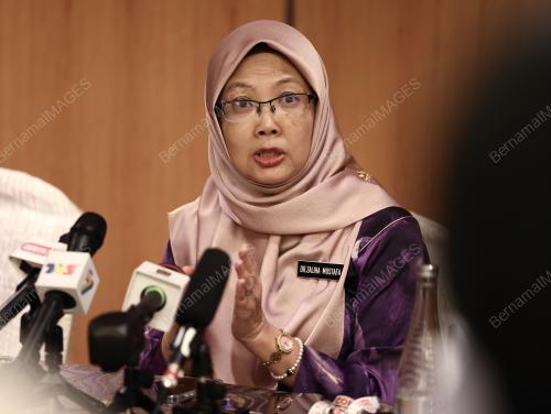 DR ZALIHA MUSTAFA