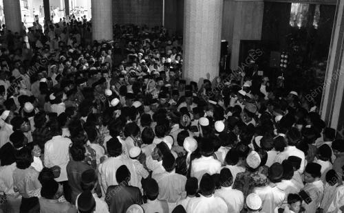 KL12_30072015_AGONG_SOLAT