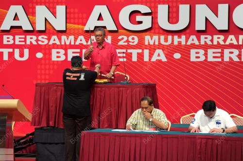 KL12_30112013_RAPTAI_UMNO