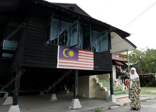 KAMPUNG BARU
