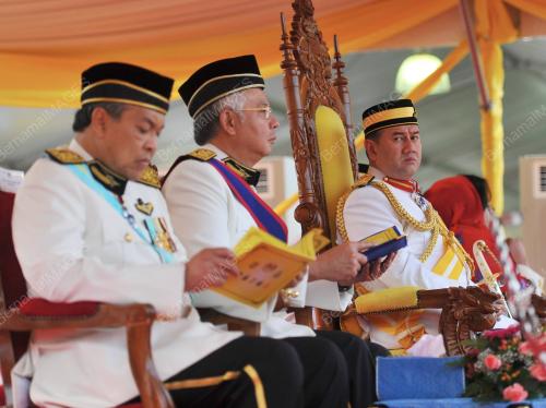 KL12_31072012_PAHLAWAN