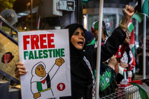 KEPUNG DEMI PALESTIN