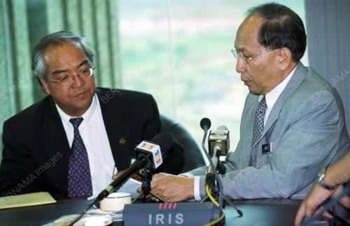 KL13-040_04042001