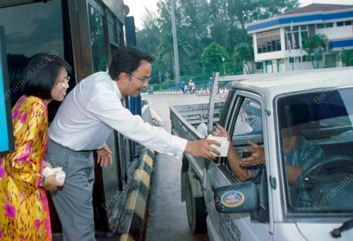 KL13-14_12_2000_METRAMAC-RAYA_15012016