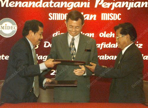 KL13-25_10_2000_MOU_SMIDEC_n_MI_14012016
