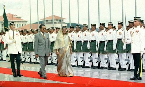 KL13-31_07_2000_MAHATHIR-HASINA_11012016