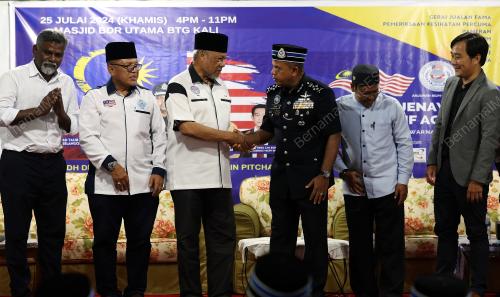 DATUK SERI AYOB KHAN MYDIN PITCHAY