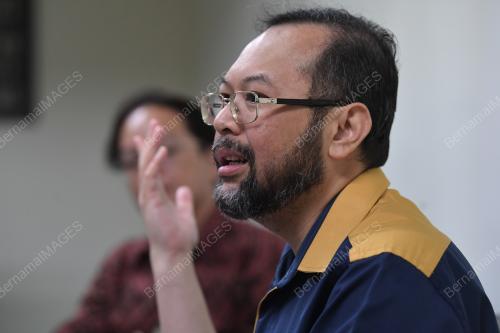 DATUK HASNUL FADHLY HASAN