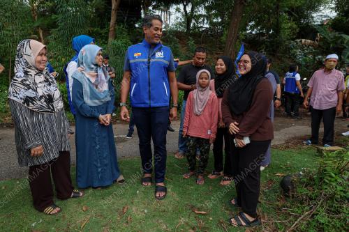 KHAIRY JAMALUDDIN