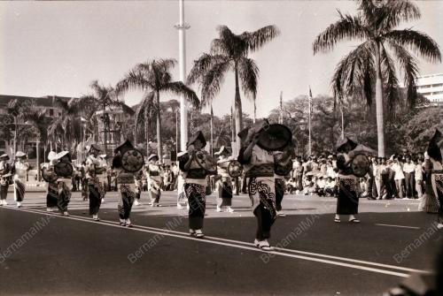 HARI WILAYAH PERSEKUTUAN 1990
