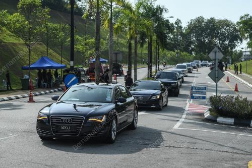 ANGKAT SUMPAH PERDANA MENTERI KE-8