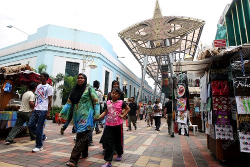 TINJAUAN HARI PEKERJA