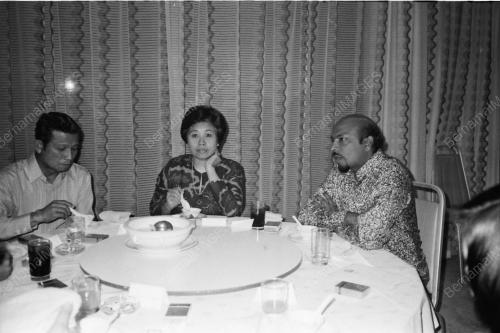 DR. LING LIONG SIK