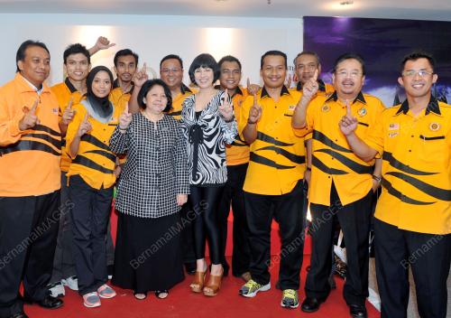 DATUK_SERI_KAMARUDDIN_SIARAF