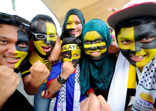 KL13_01122012_AFF_CUP