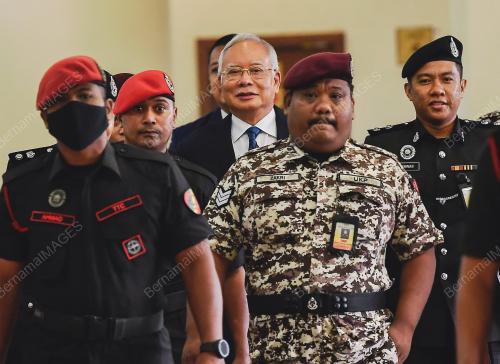 DATUK SERI NAJIB TUN RAZAK