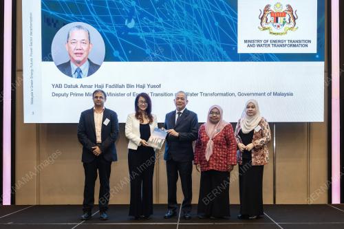 DATUK SERI FADILLAH YUSOF