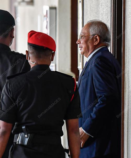 DATUK SERI NAJIB TUN RAZAK