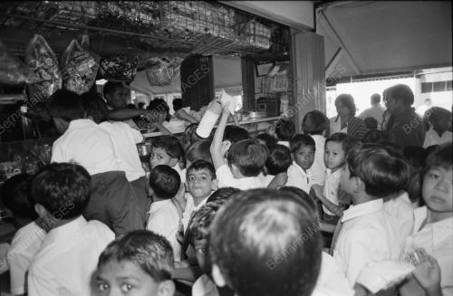 SEKOLAH