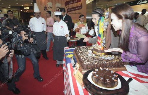 CHOCOLATE_CAKE