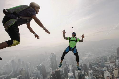 KL13_03102016_BASE_JUMP_KL