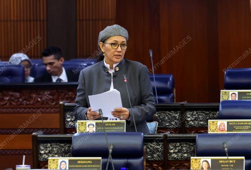 DATUK HANIFAH HAJAR TAIB