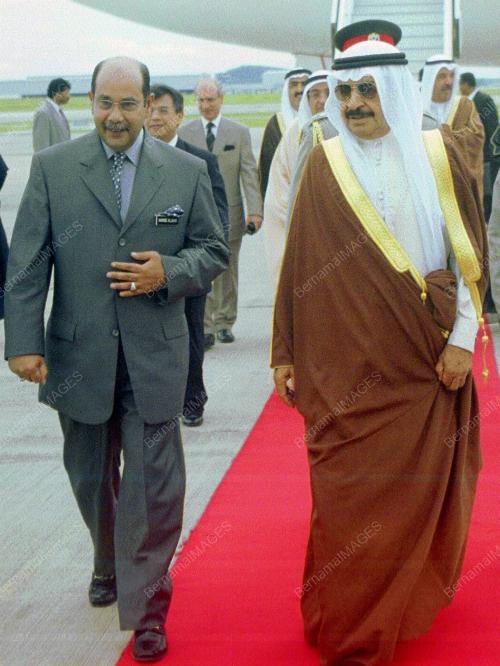 KL13_04022016_BAHRAIN